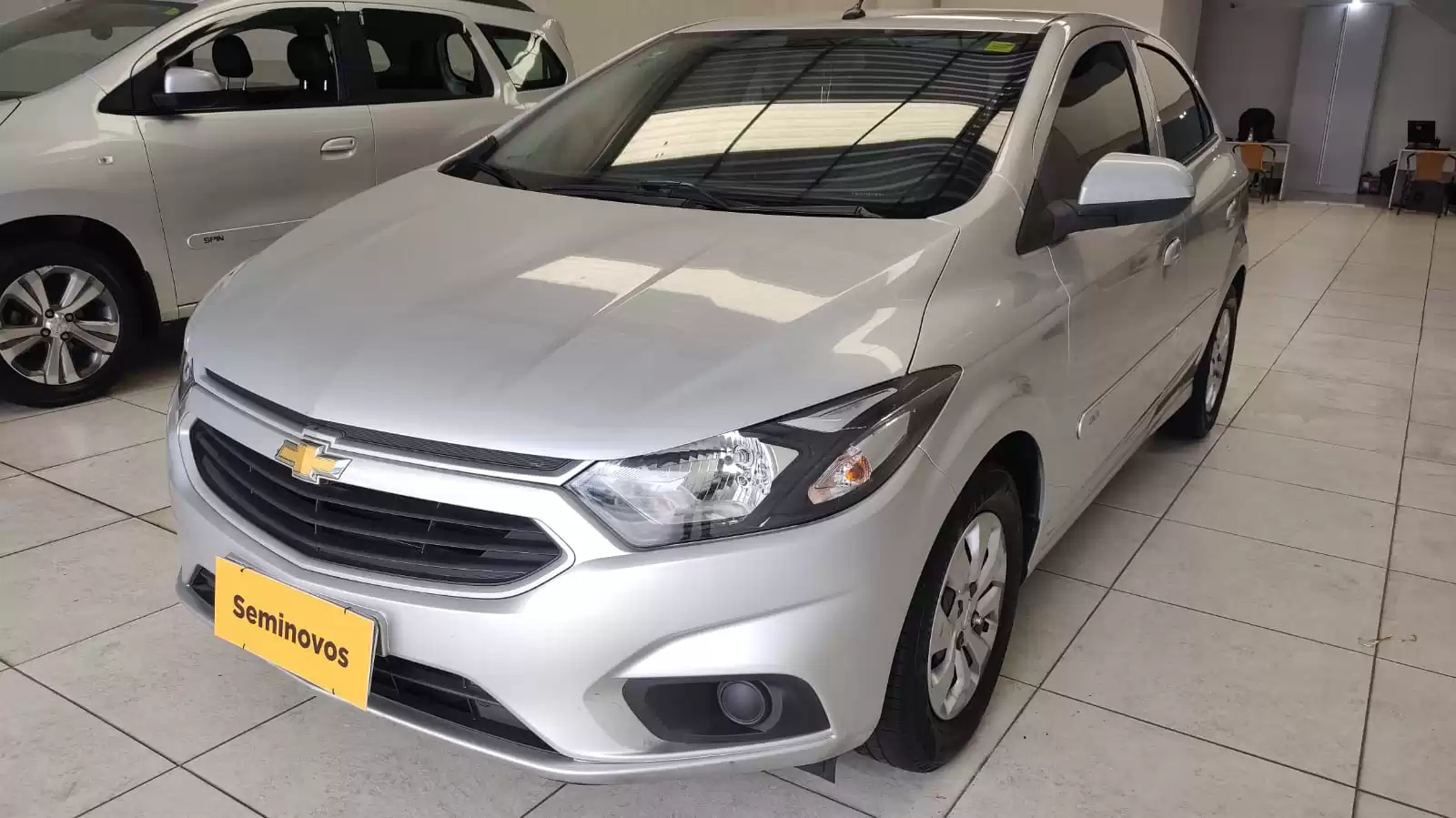 Onix 1.0 LT 2019 Completo