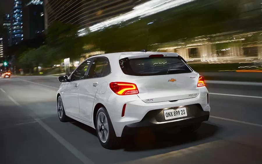 Quantos litros é o Porta-mala do Onix 2023?